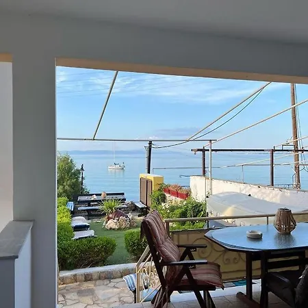 Ελένη Apartment Megalochori  Exterior photo